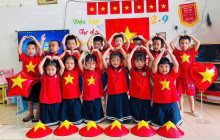 Trường Mầm non Cự Khê chào mừng 80 năm ngày Quốc khánh 2/9.